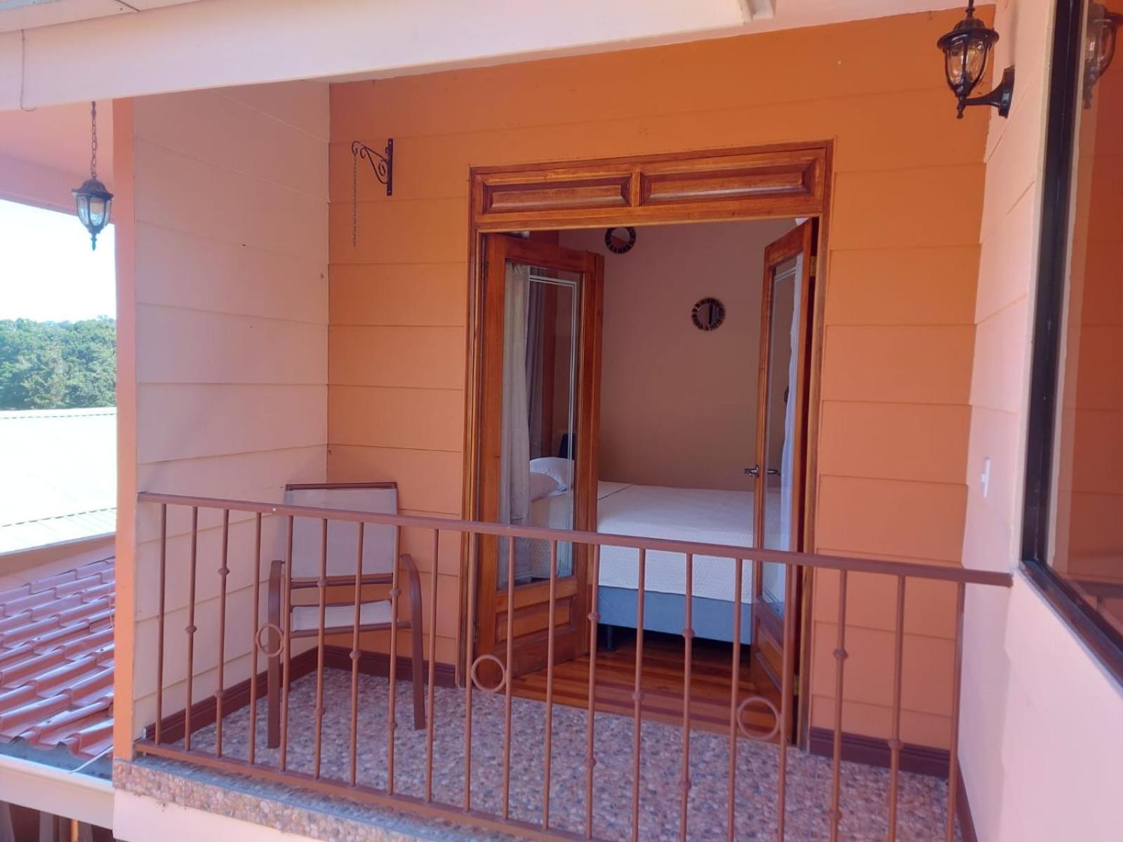 Mi Casa Su Casa Monteverde ภายนอก รูปภาพ