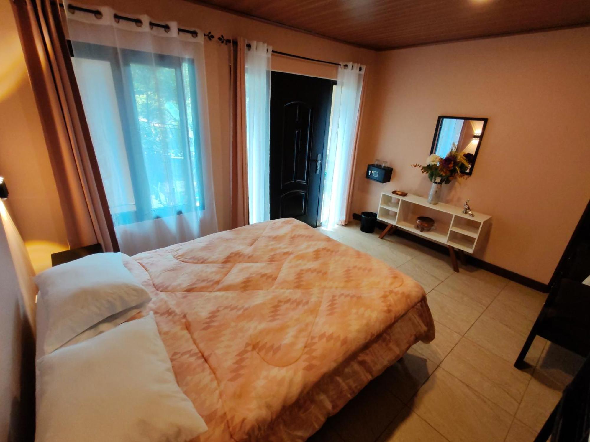 Mi Casa Su Casa Monteverde ภายนอก รูปภาพ