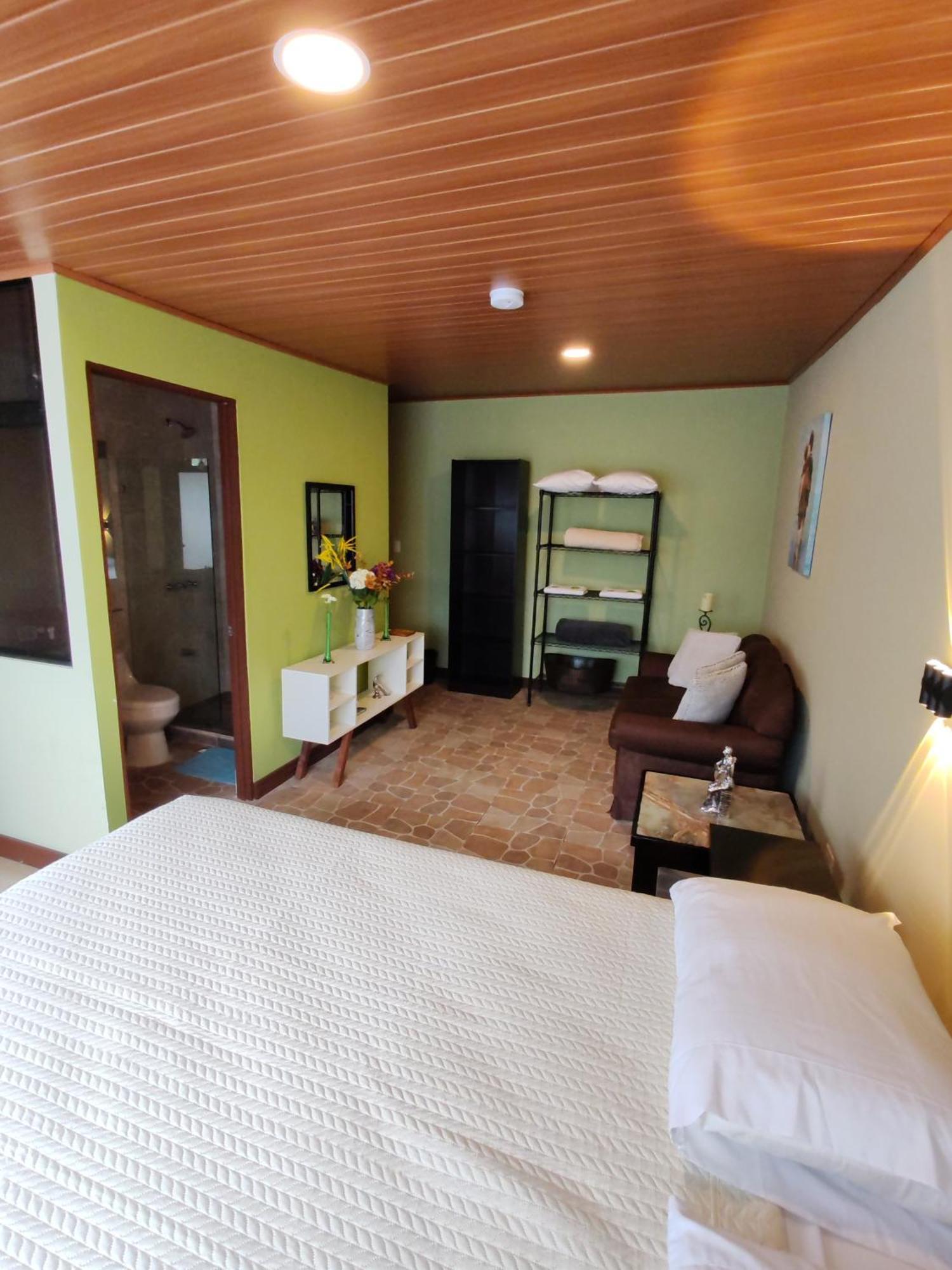 Mi Casa Su Casa Monteverde ภายนอก รูปภาพ