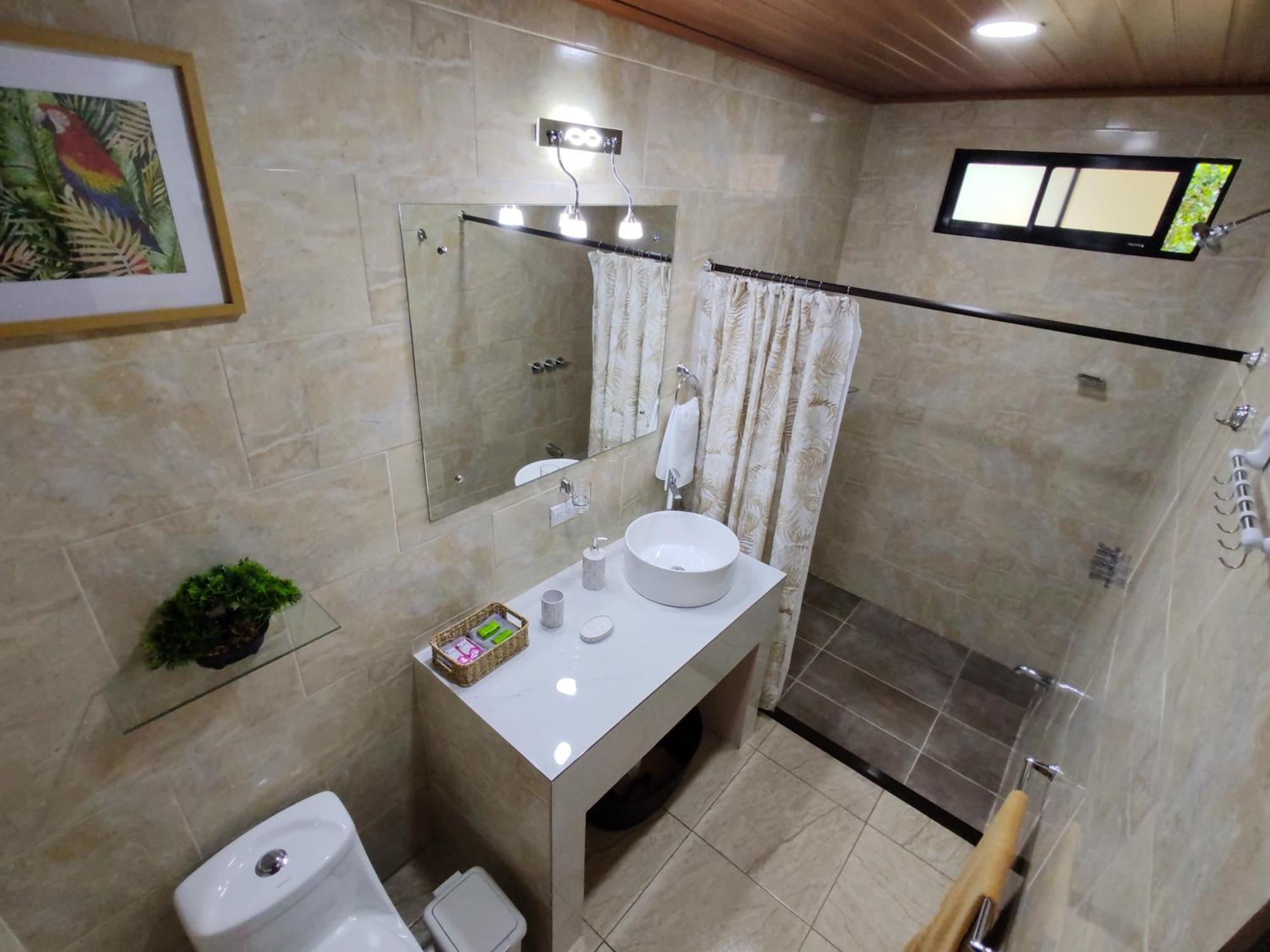 Mi Casa Su Casa Monteverde ภายนอก รูปภาพ