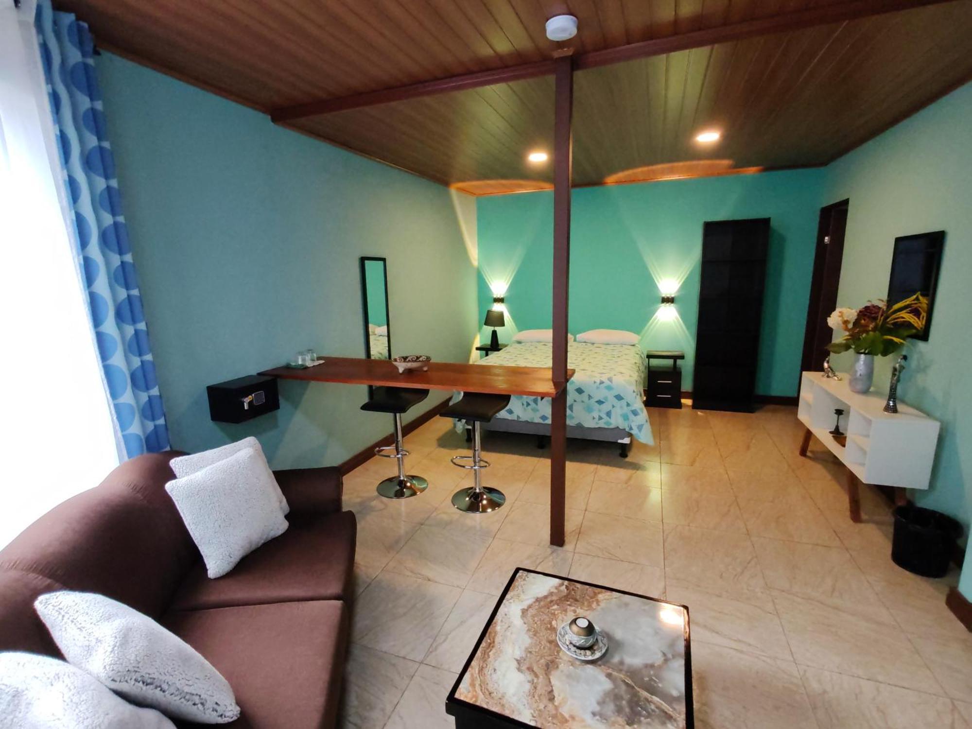 Mi Casa Su Casa Monteverde ภายนอก รูปภาพ